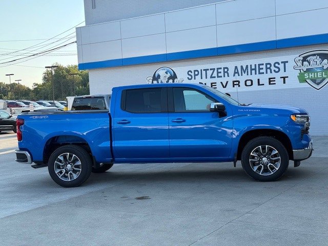 2026 Chevrolet Silverado 1500 LT photo 3