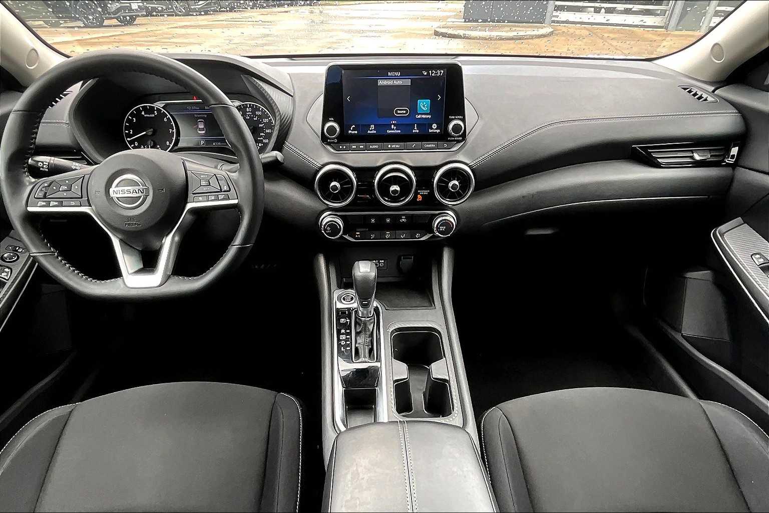 2022 Nissan Sentra SV photo 14