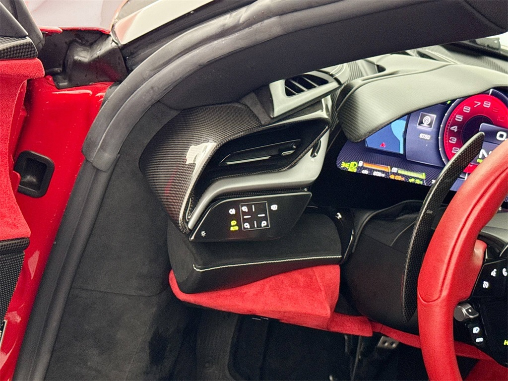 2022 Ferrari SF90 Stradale Base photo 10