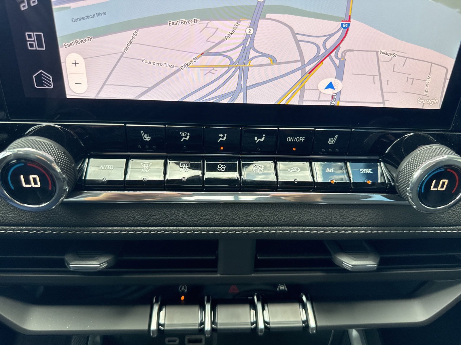 2026 Chevrolet Colorado LT photo 18