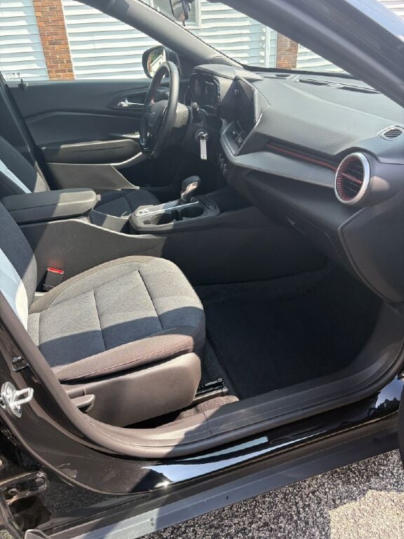 2024 Chevrolet Trax photo 19
