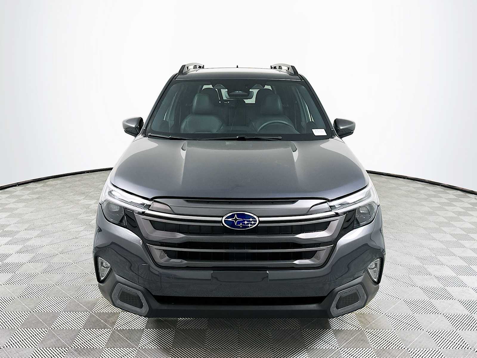 2025 Subaru Forester Limited photo 2