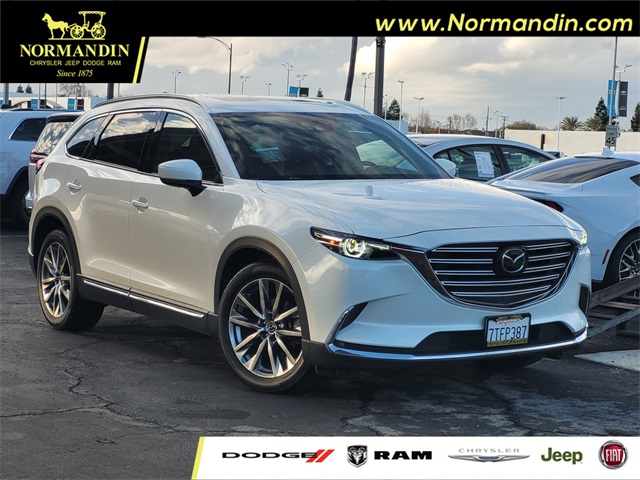 2016 Mazda CX-9 Signature's photo