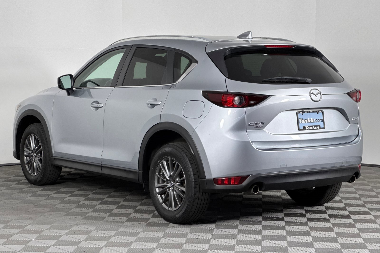 2017 Mazda CX-5 Touring photo 5