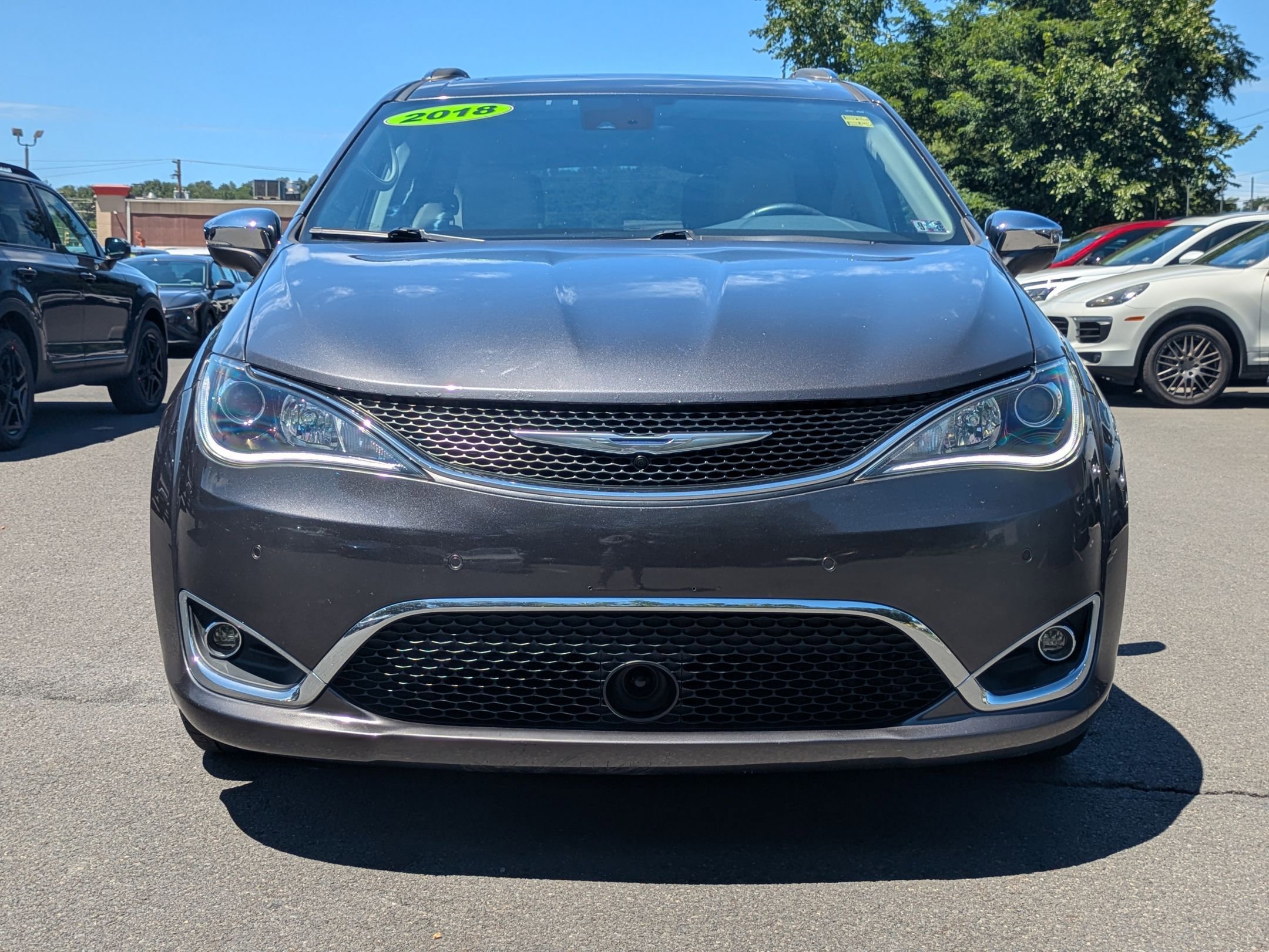 Used 2018 Chrysler Pacifica Limited with VIN 2C4RC1GG2JR260088 for sale in Bartonsville, PA