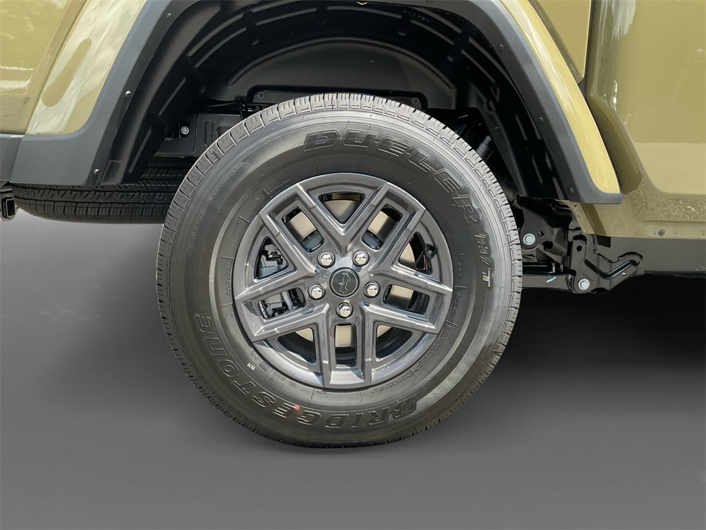 2025 Jeep Gladiator Sport S photo 14