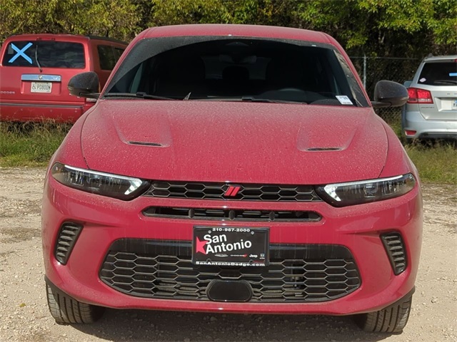 2024 Dodge Hornet GT photo 3