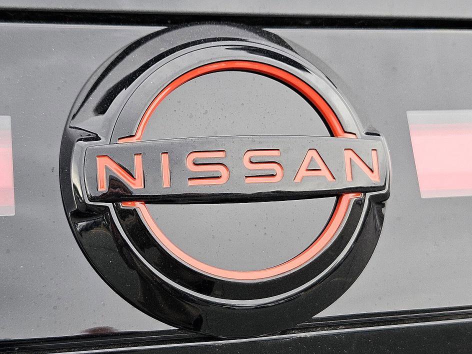 2025 Nissan Armada photo 13