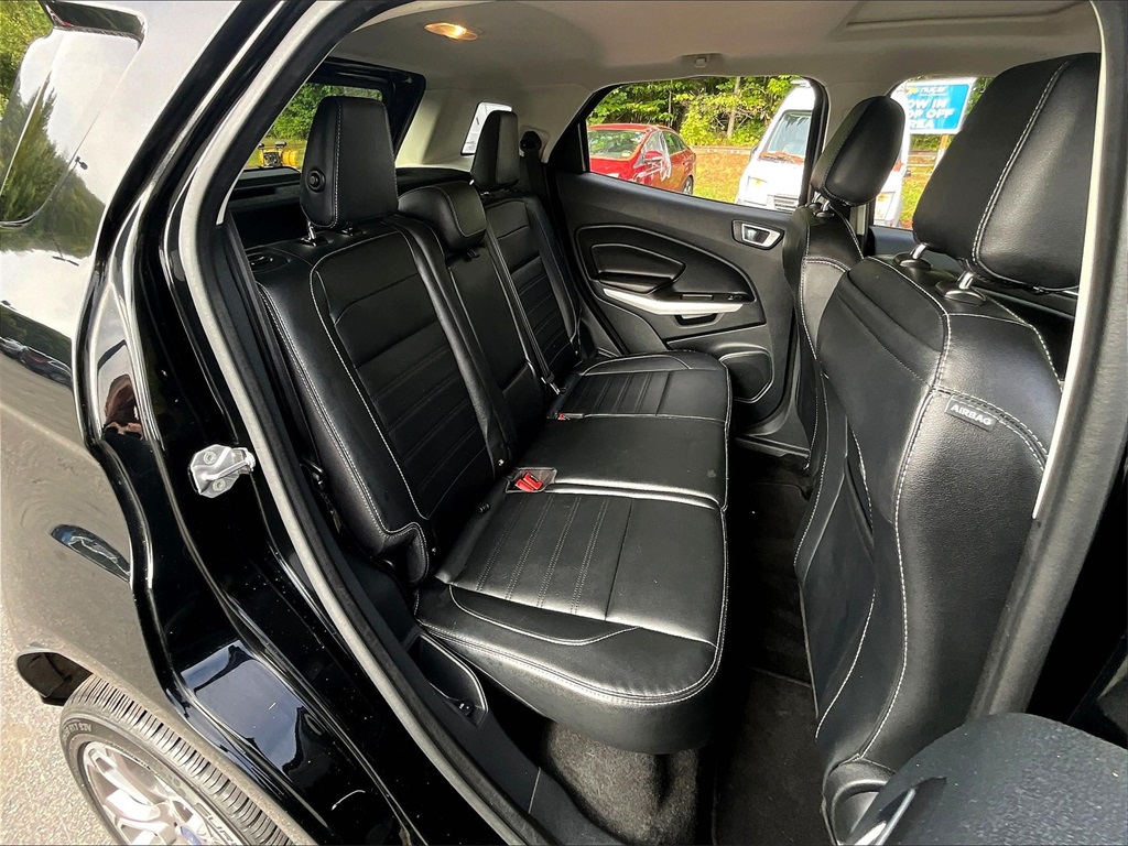 2021 Ford EcoSport Titanium photo 16