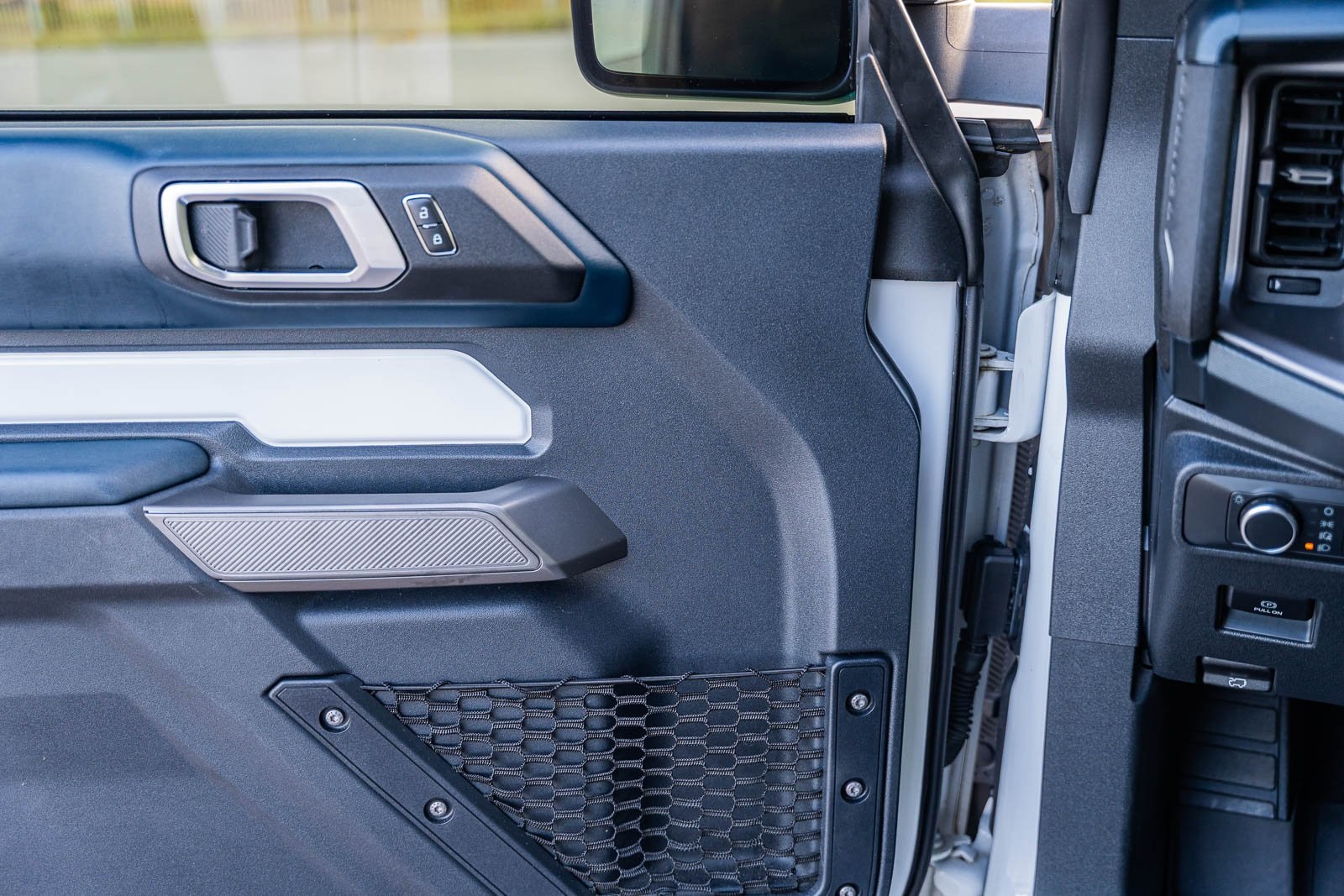 2021 Ford Bronco Outer Banks photo 24