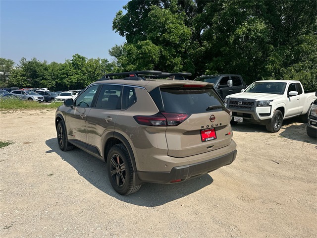 2025 Nissan Rogue SV photo 8