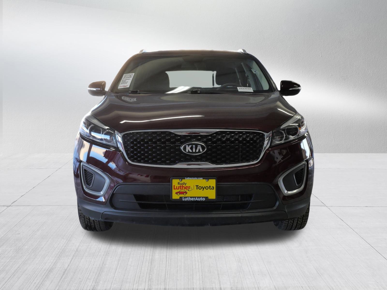Used 2017 Kia Sorento LX with VIN 5XYPGDA35HG262130 for sale in Golden Valley, MN