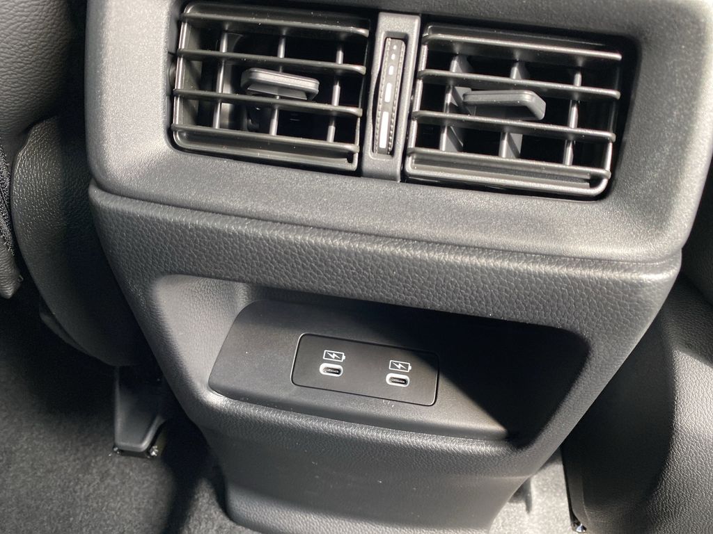 2026 Honda CR-V Hybrid Sport Touring photo 31