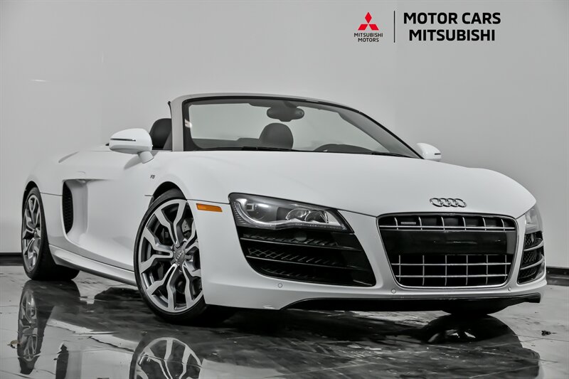 2012 Audi R8 Base's photo