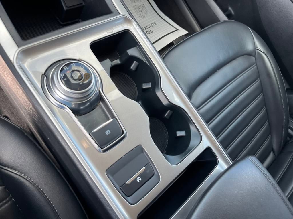 2024 Ford Edge SEL photo 13