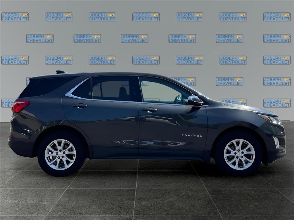 2019 Chevrolet Equinox LT photo 4