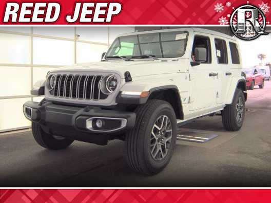 2024 Jeep Wrangler 4-Door Sahara's photo