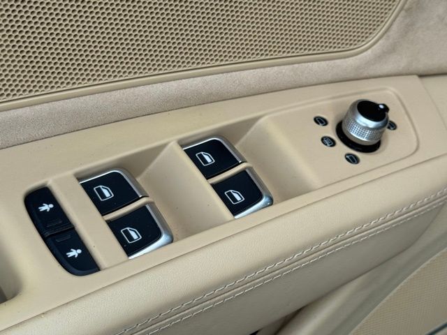 2014 Audi A8 L 4.0T photo 14
