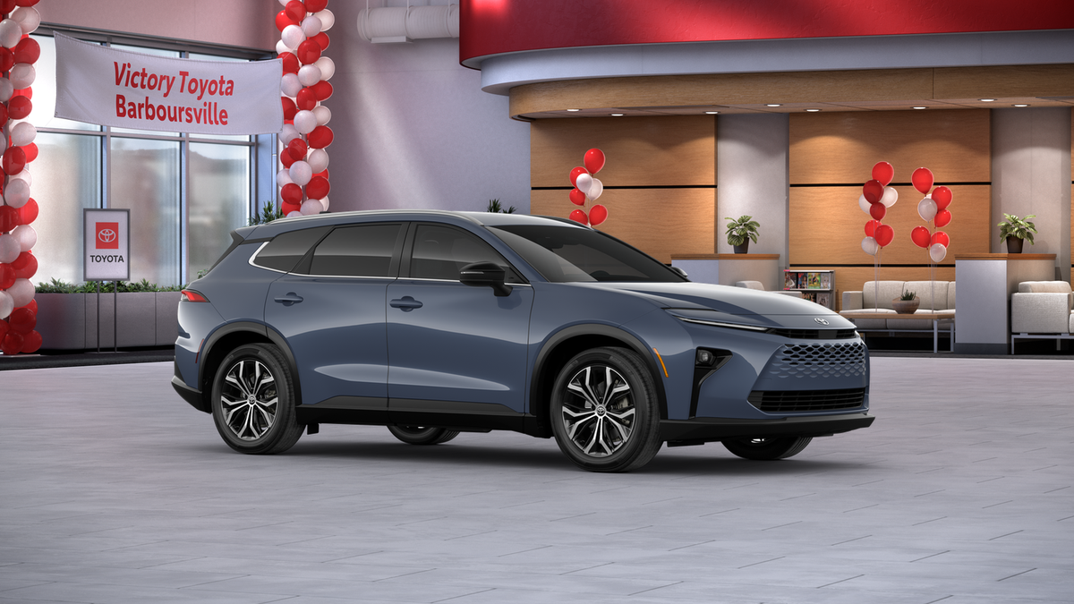 2025 Toyota Crown Signia XLE photo 12