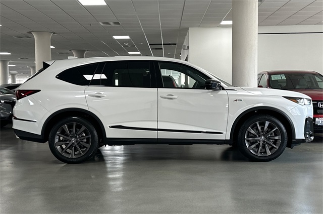 2026 Acura MDX SH-AWD A-Spec photo 3