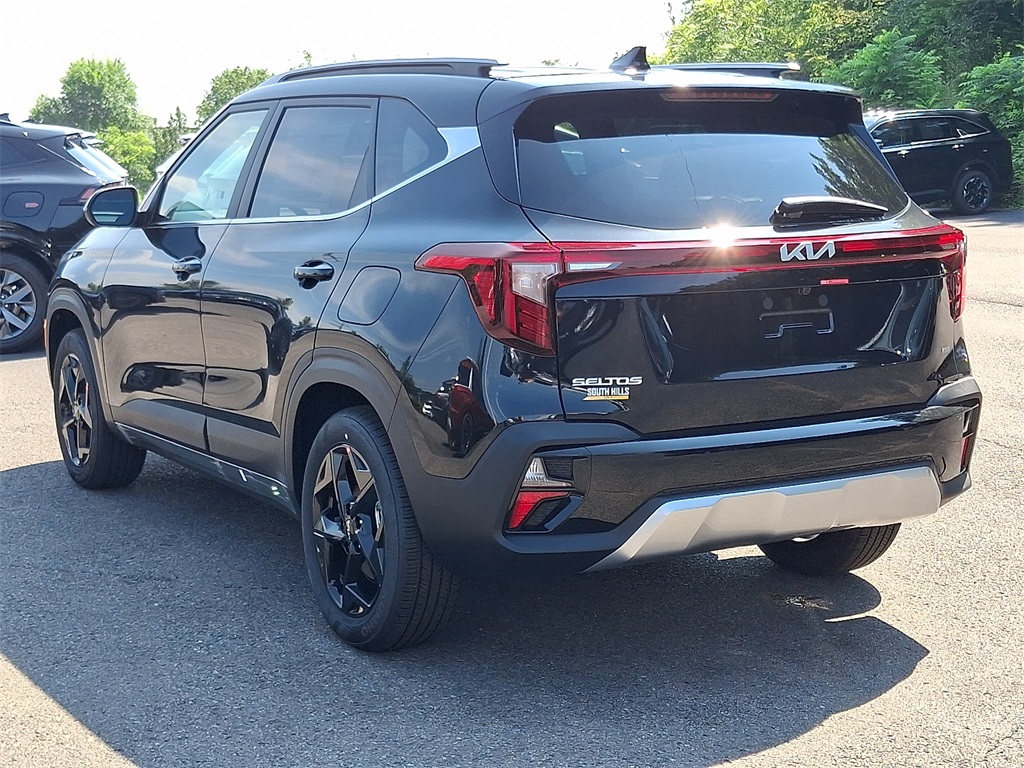 2026 Kia Seltos EX photo 4