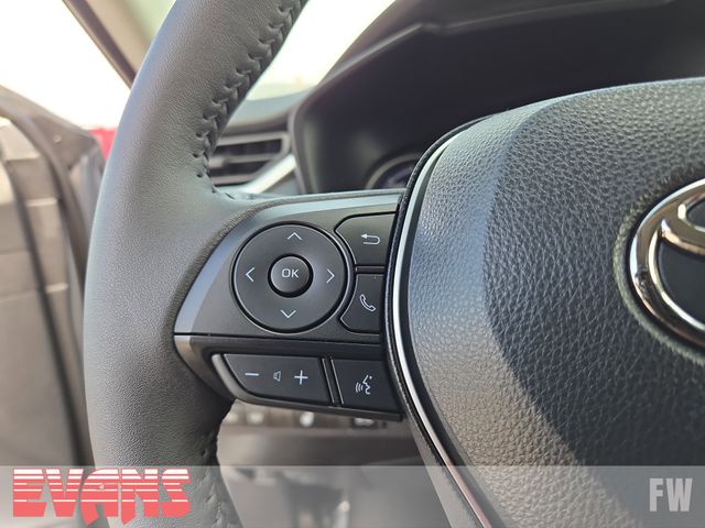 2025 Toyota RAV4 Hybrid XLE photo 12