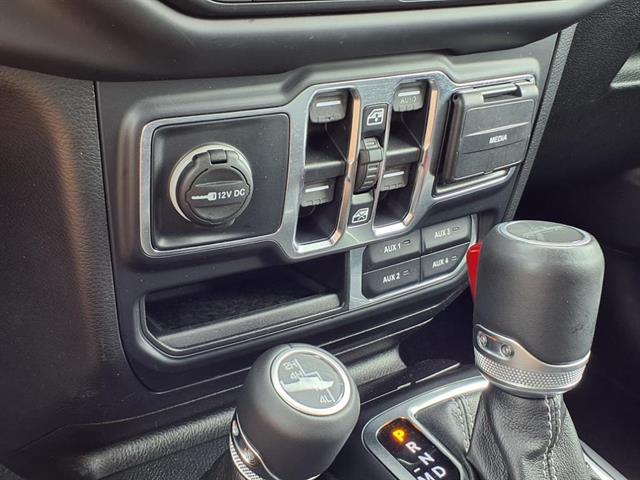 2020 Jeep Gladiator Overland photo 13