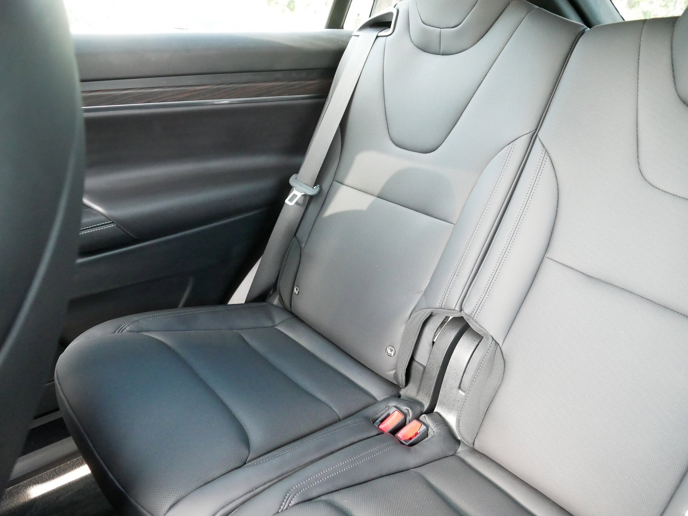 2024 Tesla Model X Long Range photo 11