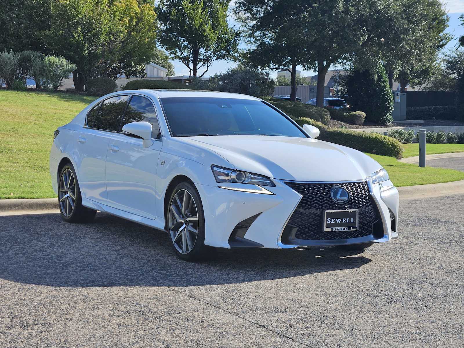 2020 Lexus GS 350 F SPORT photo 2