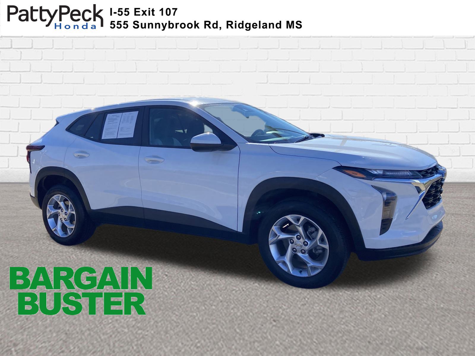 2024 Chevrolet Trax LS's photo