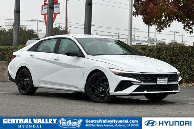2026 Hyundai Elantra SEL's photo