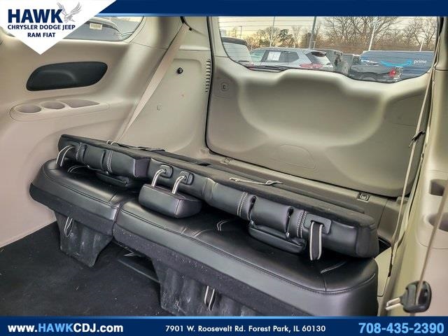 2024 CHRYSLER PACIFICA - Image 10