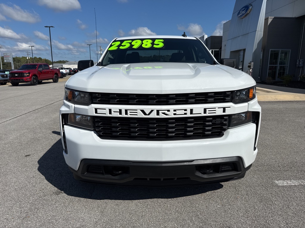 2022 Chevrolet Silverado 1500 Custom photo 3
