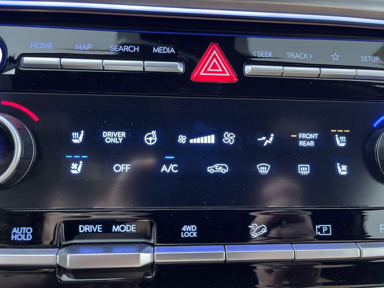 2026 Hyundai Santa Fe Calligraphy photo 19