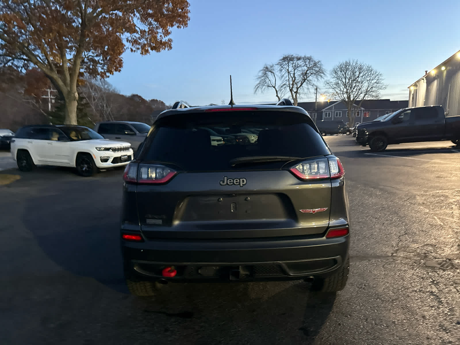 2022 Jeep Cherokee Trailhawk photo 4