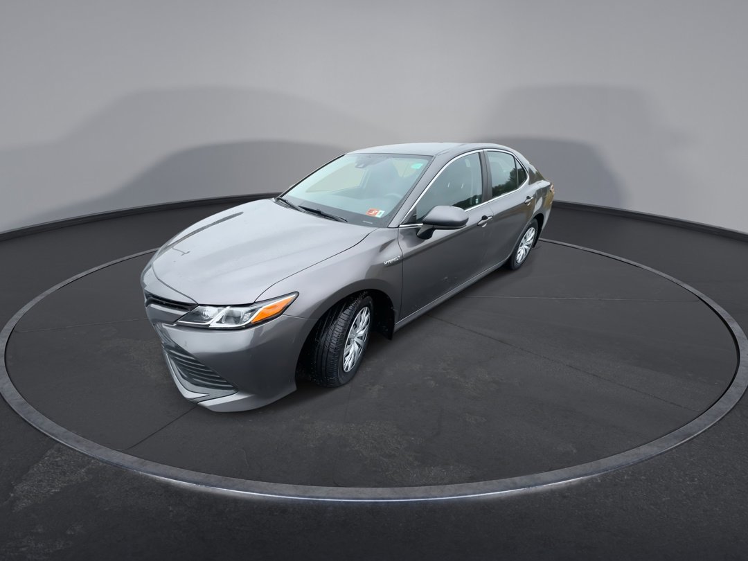 2020 Toyota Camry Hybrid LE photo 4
