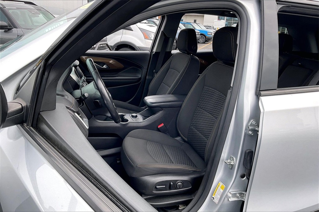 2021 GMC TERRAIN - Image 21