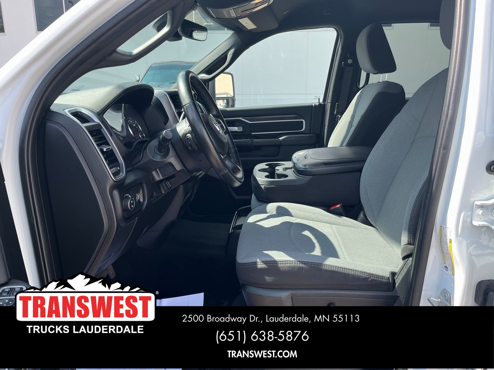 2024 Ram 2500 Big Horn photo 3