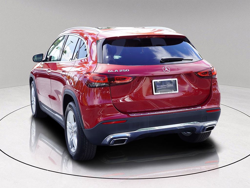 2021 Mercedes Benz GLA 250 photo 4
