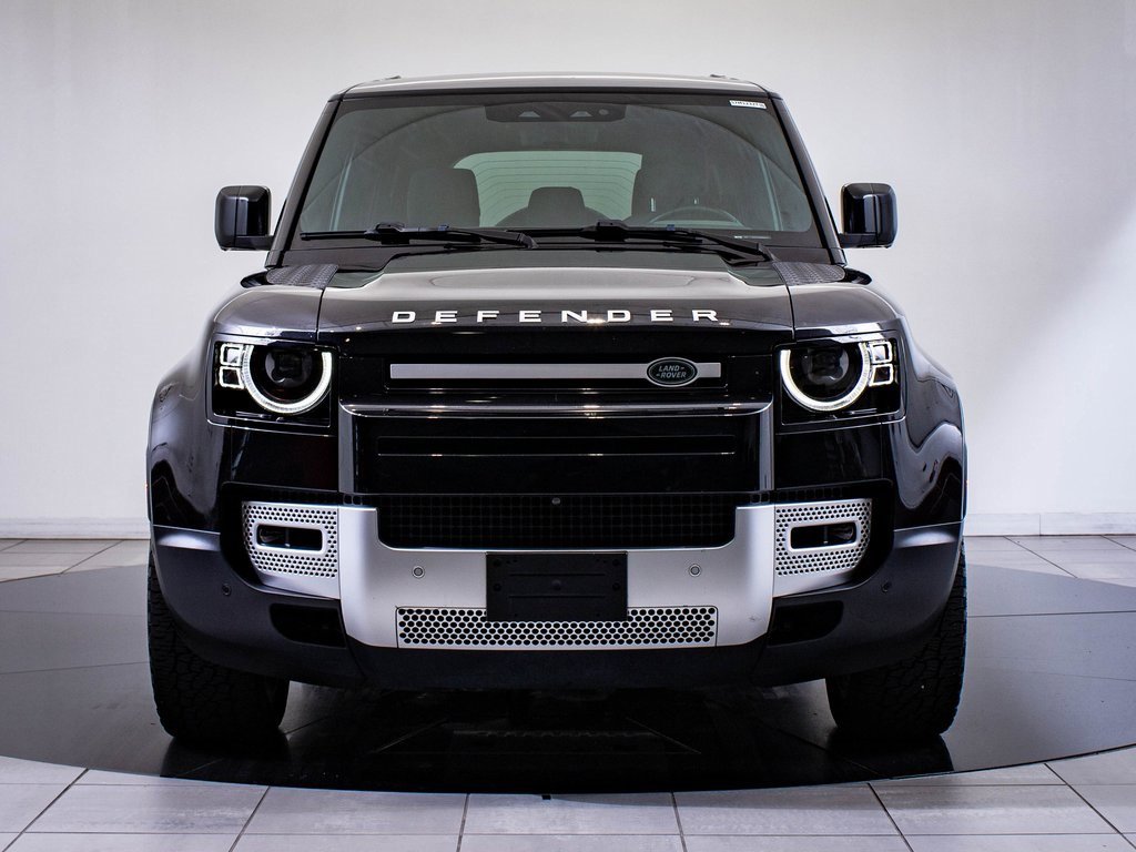 2021 Land Rover Defender 110 SE photo 2