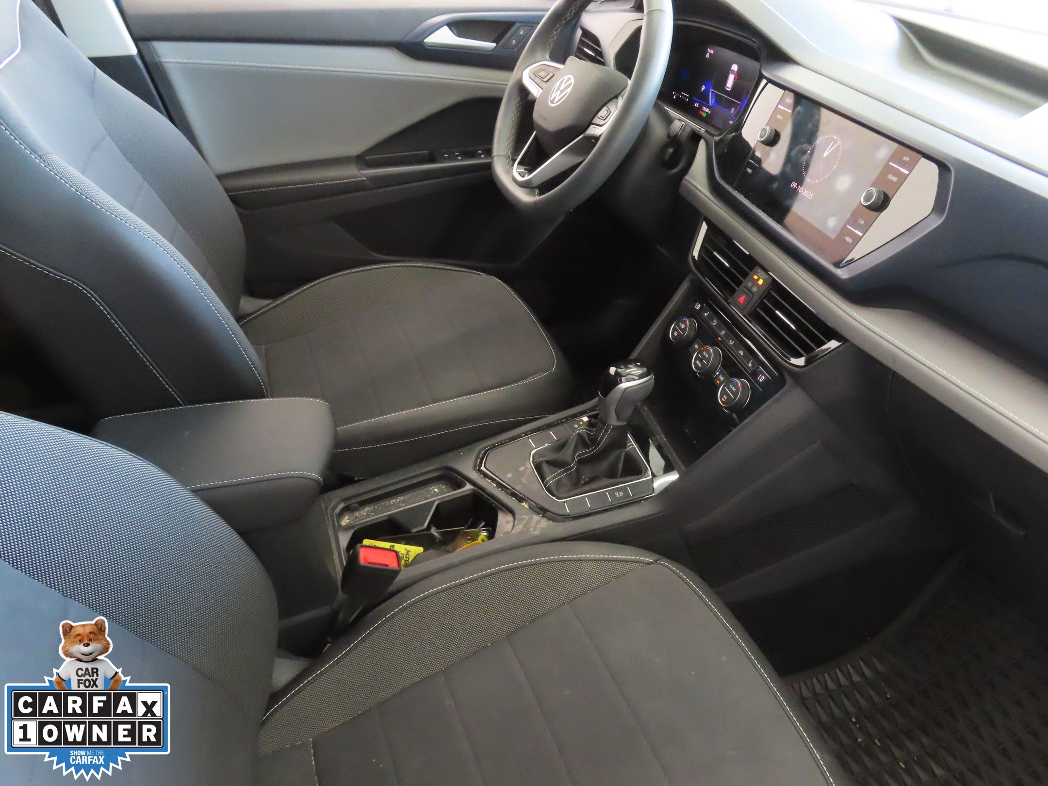 2024 Volkswagen Taos SE photo 19