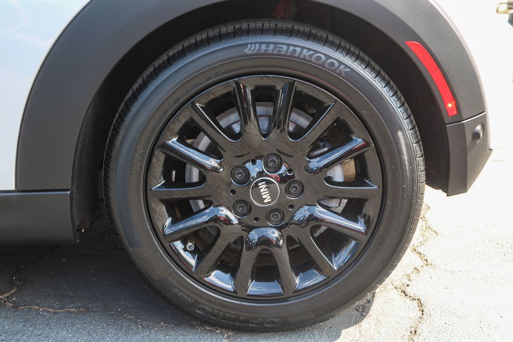 2021 Mini Cooper Signature Convertible photo 17