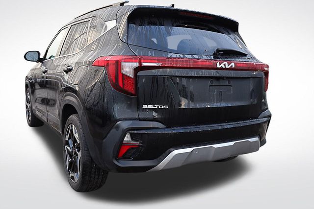 2024 Kia Seltos SX photo 4
