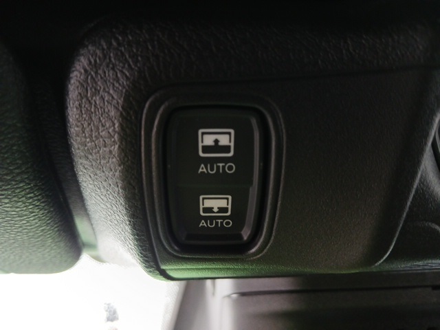 2025 Jeep Wrangler Rubicon X photo 35