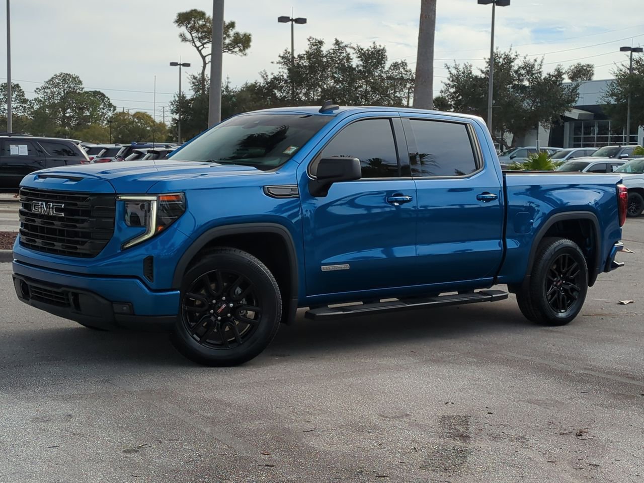 2023 GMC Sierra 1500 Elevation's photo