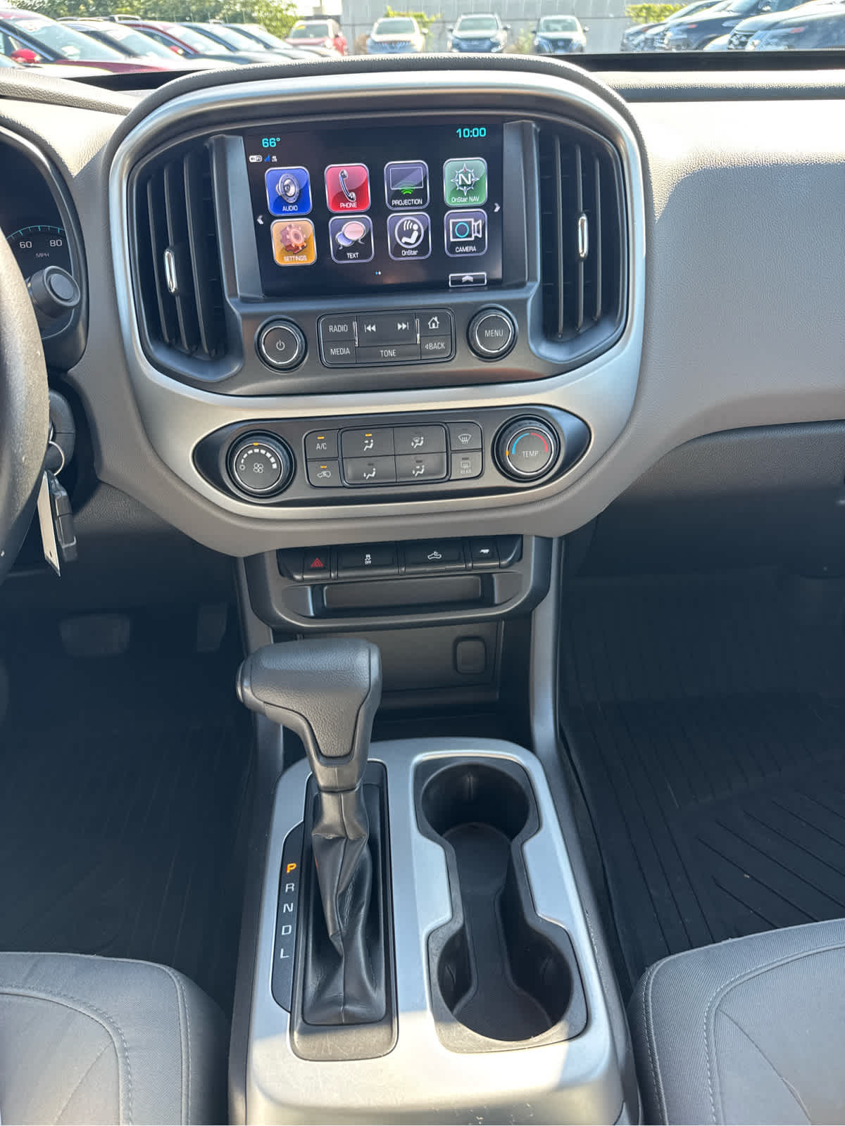 2018 Chevrolet Colorado LT photo 13