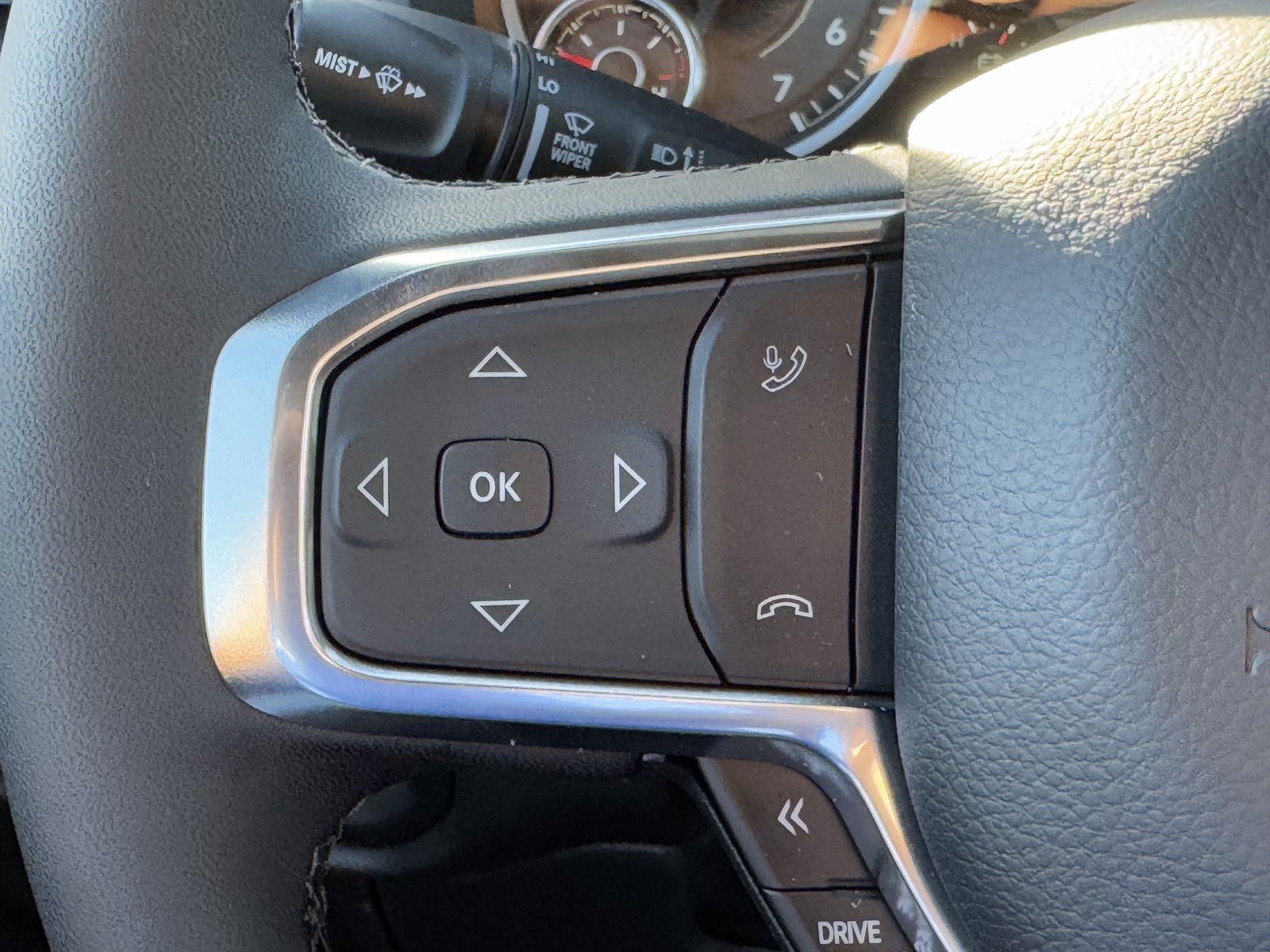 2025 Ram 1500 Laramie photo 23