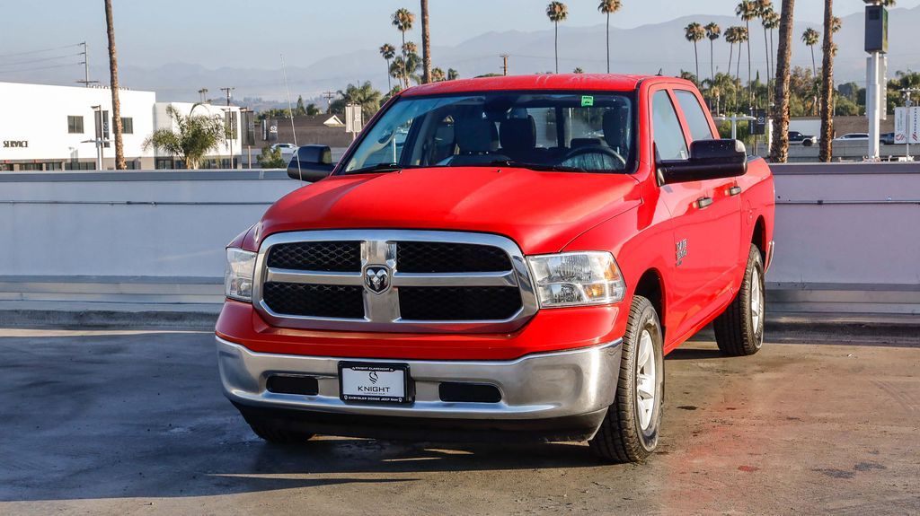 2023 Ram 1500 Classic SLT photo 3