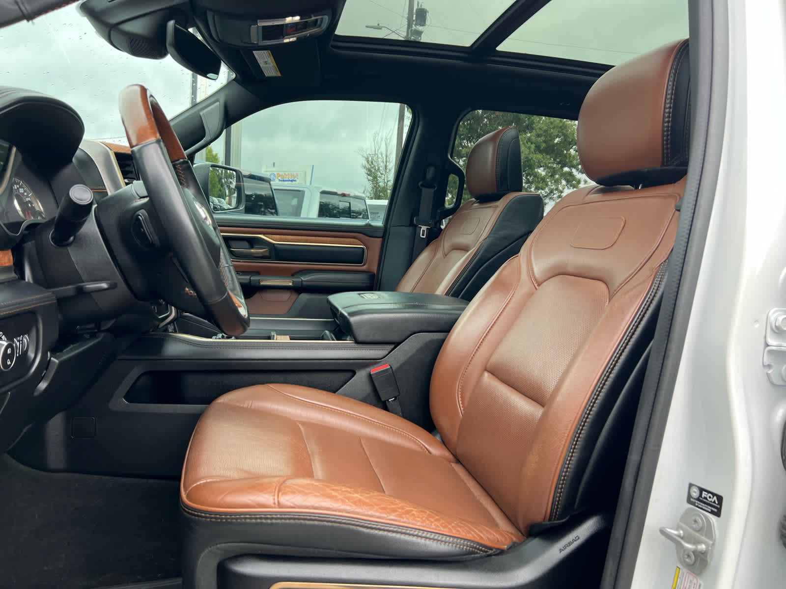 2022 Ram 1500 Longhorn photo 15