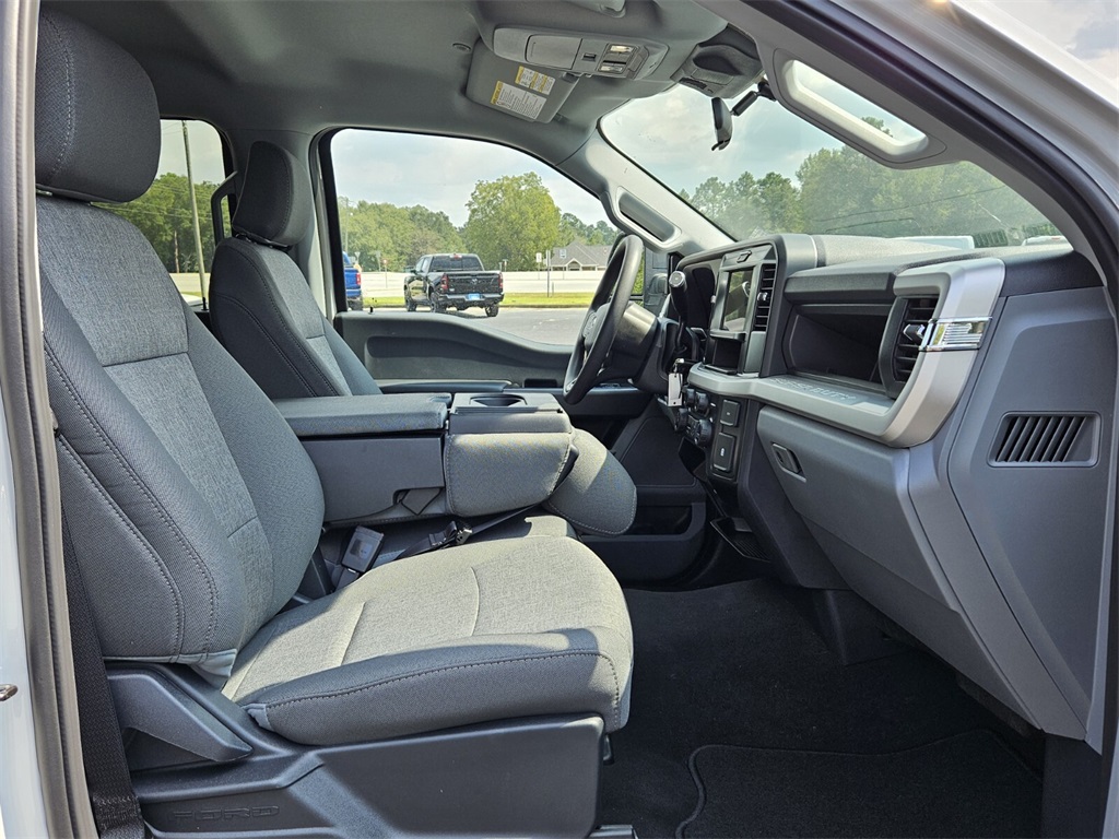 2026 Ford F-250 XL photo 16